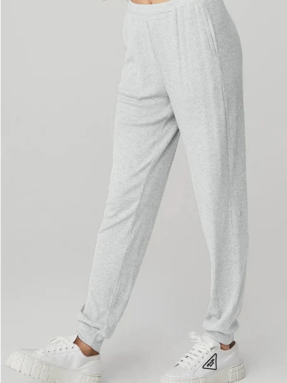 ALO Yoga Light Gray whisper Joggers xxs